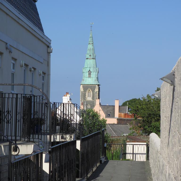 The Albany Apartments Saint Peter Port Стая снимка